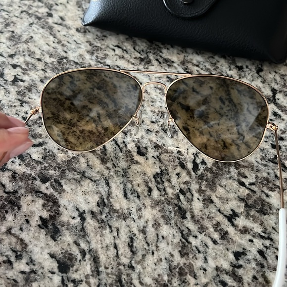 Ray-Ban Large Original 62mm Aviator Sunglasses - Picture 3 of 4